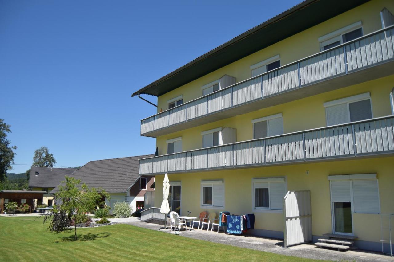 Ferienwohnungen Valerie Sankt Primus Exterior photo